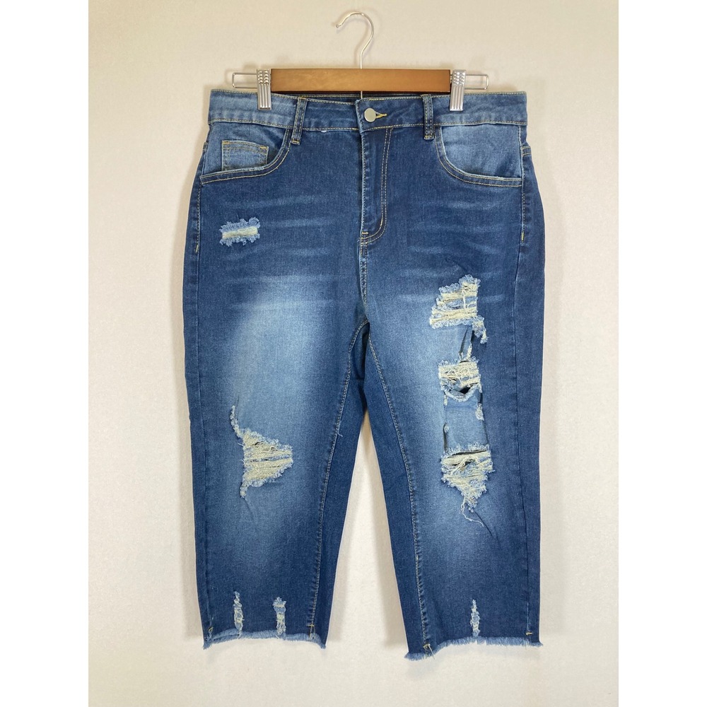 Edgy Distressed Jeans Womens Size M Medium Blue Denim Destroyed Capri Crop Pants